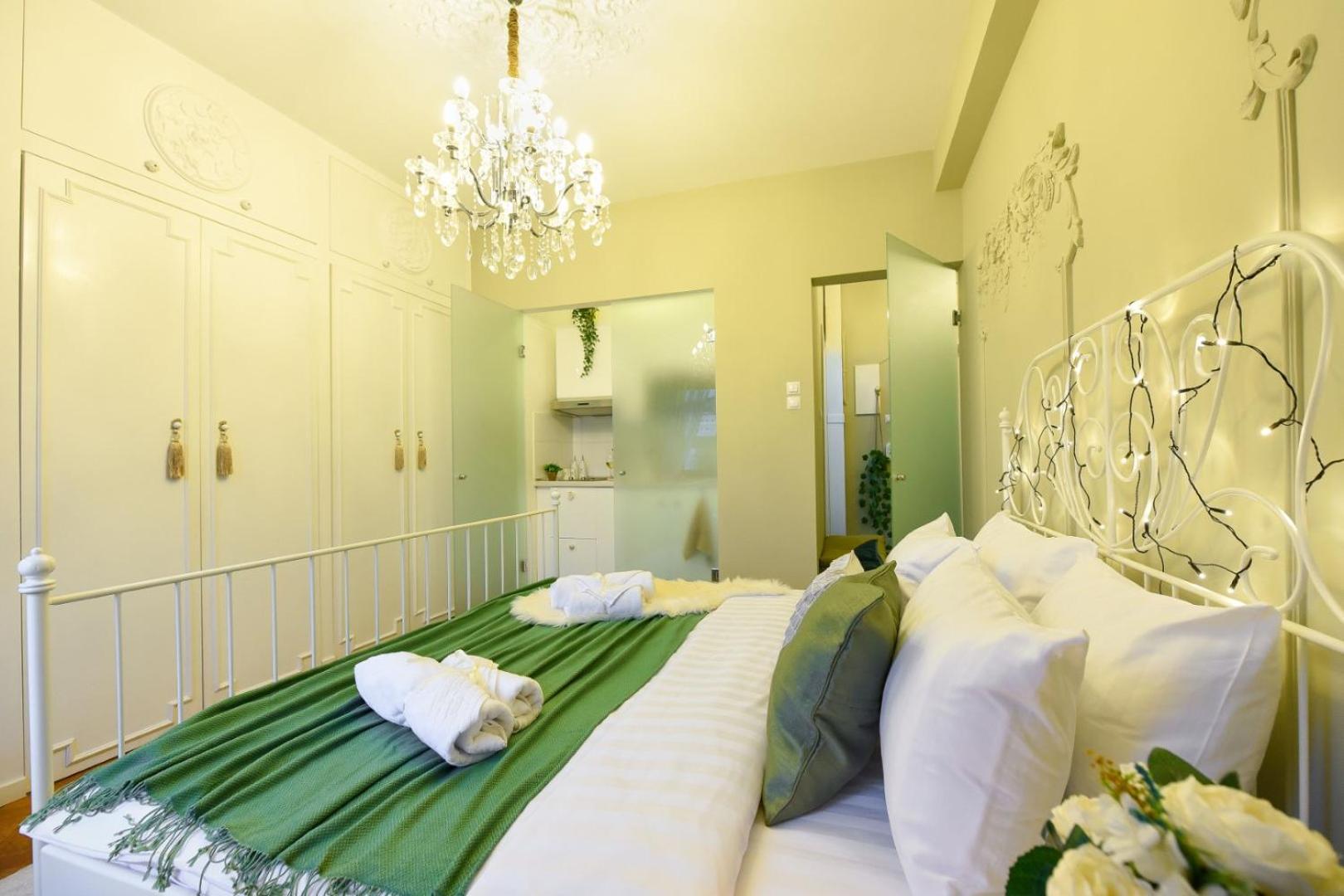Cozy Studio Overlooking The Old Town Bucareste Exterior foto